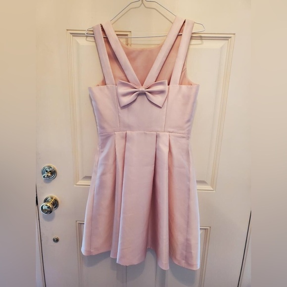 Jessica Simpson Pink Princess seamed party dress necklace detail & bow b… - Picture 8 of 9